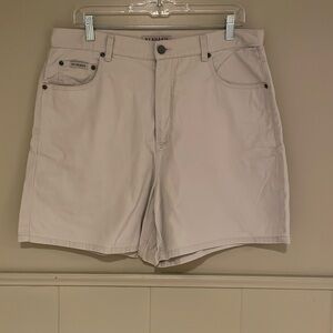 NY Khakis Tan Short